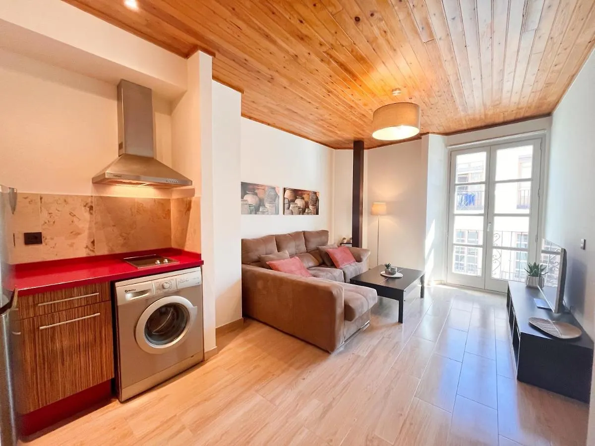 Homely Malaga Carreteria Con Piscina