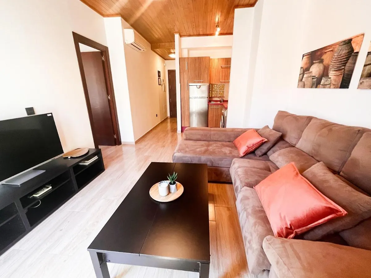 Homely Malaga Carreteria Con Piscina 公寓